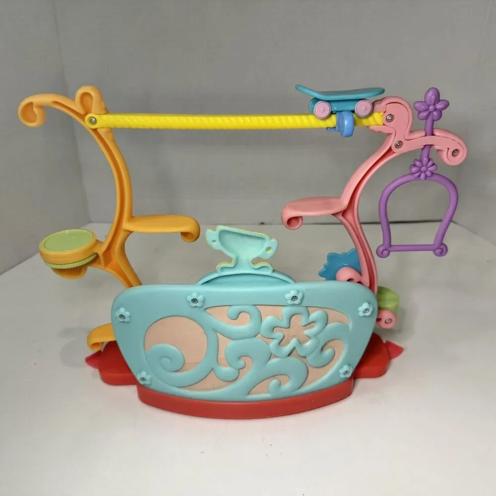 Littlest Pet Shop Tricks N Talents Talent Show Stage Playset 2006 Hasbro LPS